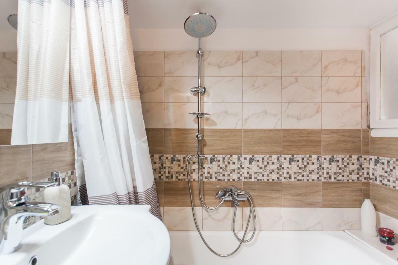 Central, Quiet, Cozy, Very Clean Private Apartment Close To Acropolis Атина Екстериор снимка